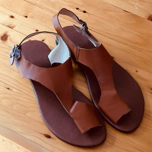 Women’s sandals